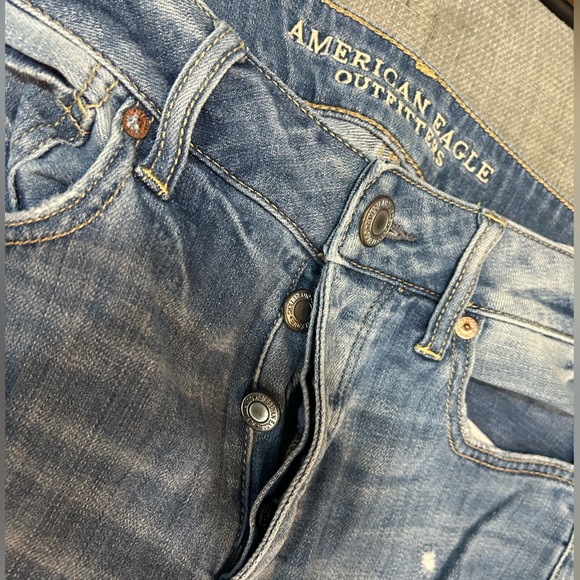 American Eagle Tomgirl Jeans - Picture 2 of 4